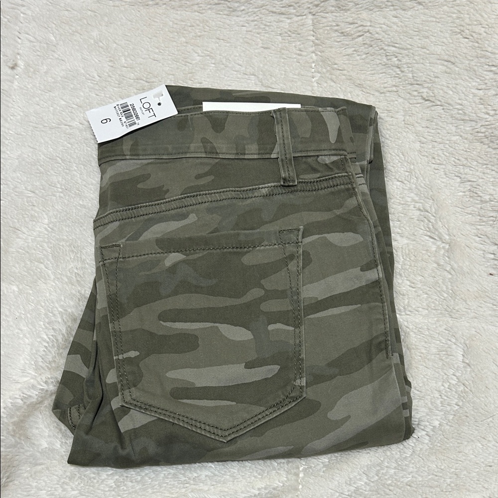 LOFT Womens Green Camouflage Skinny Jeans
